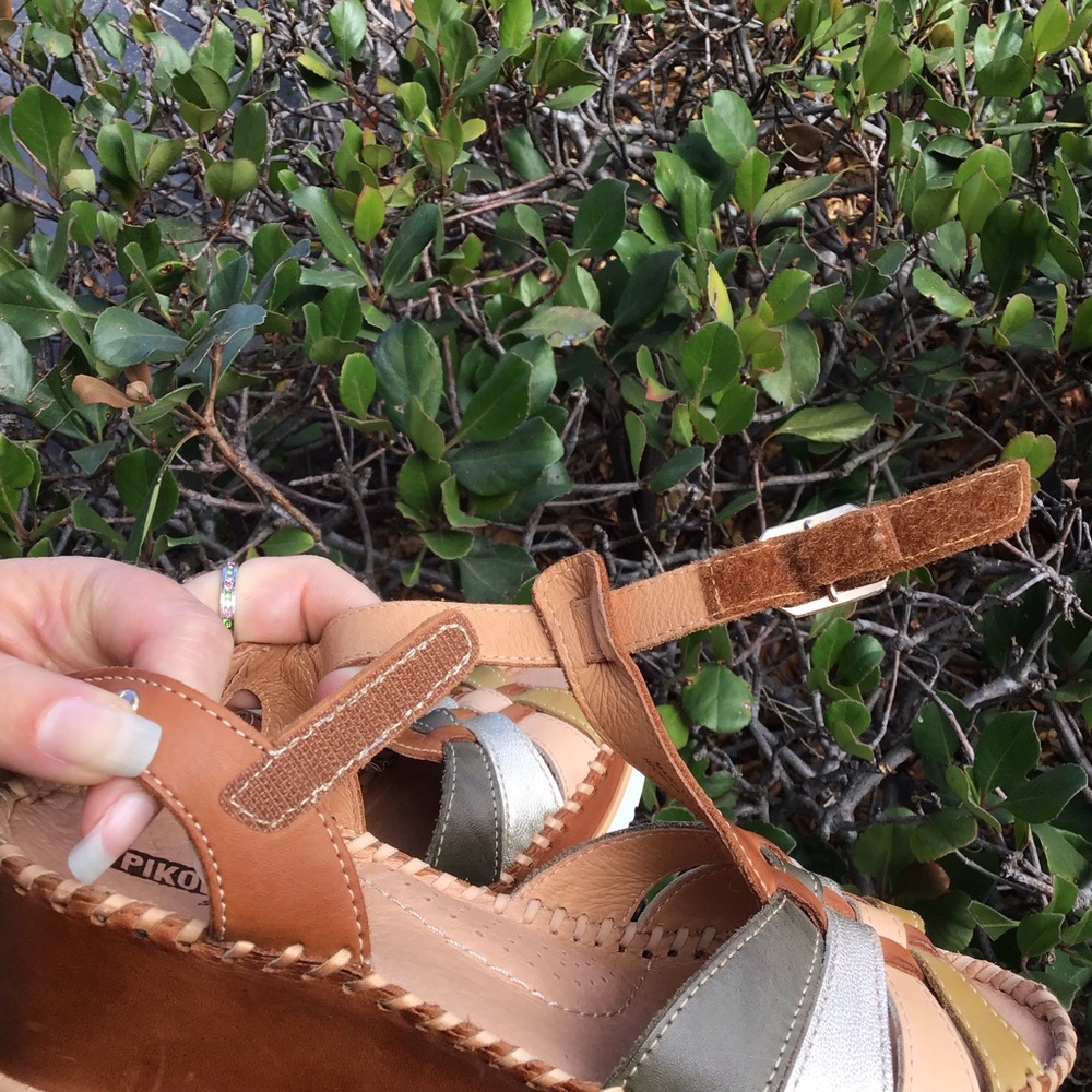 PIKOLINOS Tan Multi-Color Wedge Sandals - Picture 7 of 9